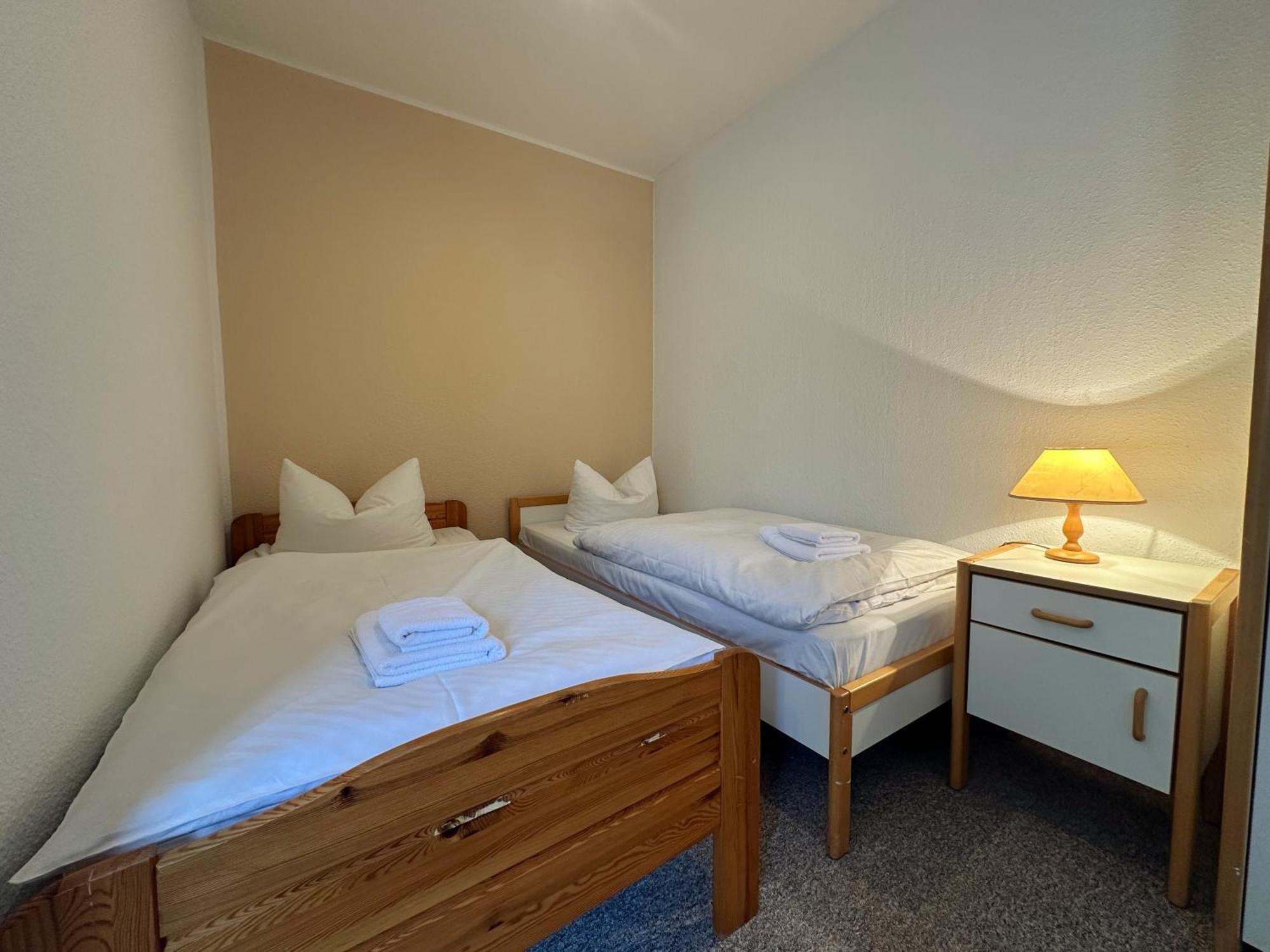 Hotel Am Laerchenberg I Fruehstueck, Wlan, Parkplatz Schirgiswalde-Kirschau Exterior photo