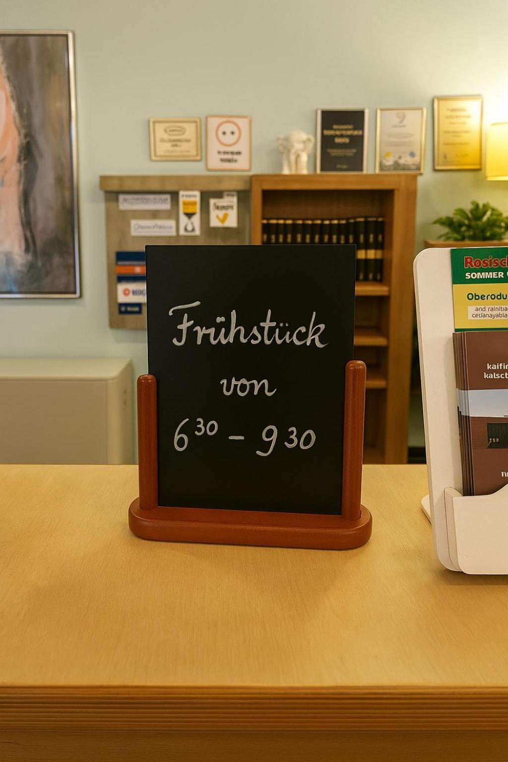 Hotel Am Laerchenberg I Fruehstueck, Wlan, Parkplatz Schirgiswalde-Kirschau Exterior photo